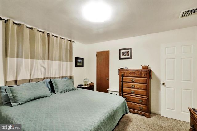 56 BRENNER ST, Millersville, PA 17551