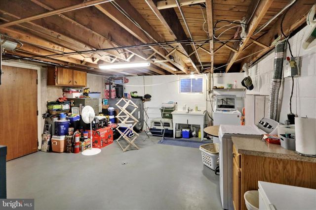 56 BRENNER ST, Millersville, PA 17551