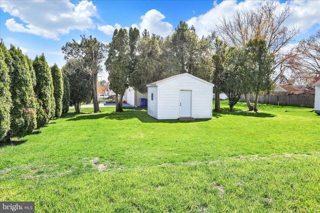 56 BRENNER ST, Millersville, PA 17551