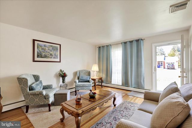 56 BRENNER ST, Millersville, PA 17551