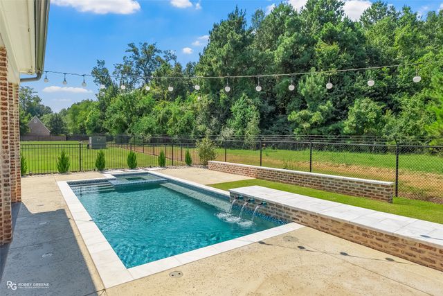 343 Crossfield Court, Shreveport, LA 71106