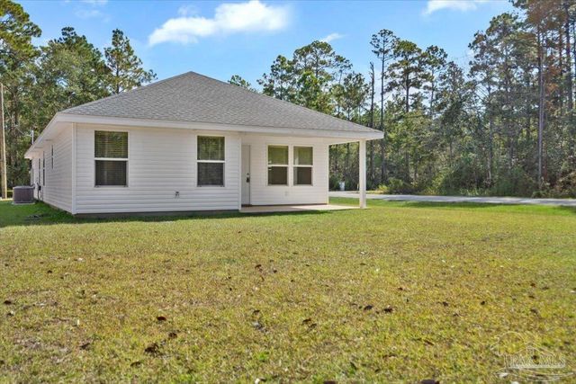 3009 N 36th Ave, Milton, FL 32583