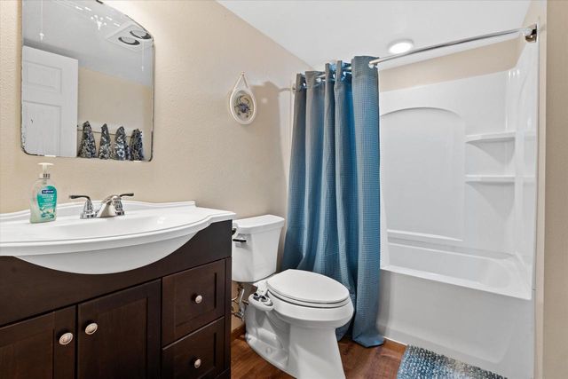 130 W Brown Deer ROAD, Milwaukee, WI 53217