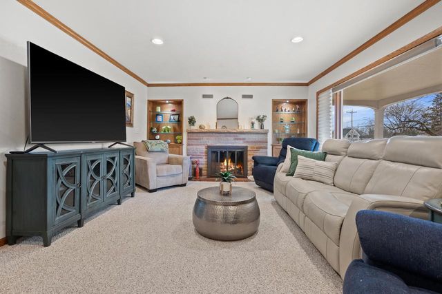 130 W Brown Deer ROAD, Milwaukee, WI 53217