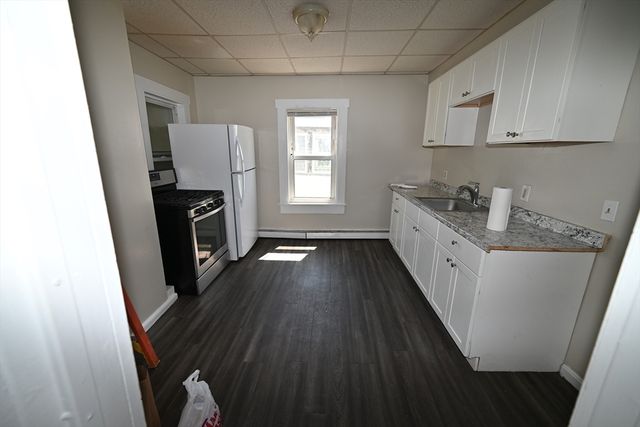 45 West 5th Street 2, Lowell, MA 01850