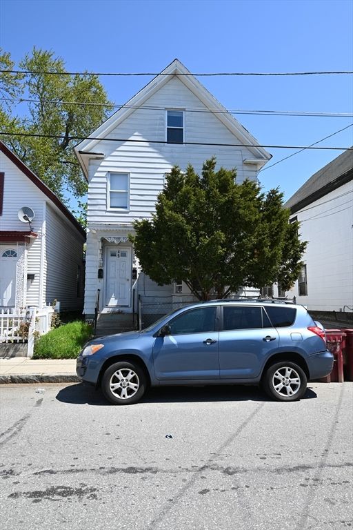45 West 5th Street 2, Lowell, MA 01850