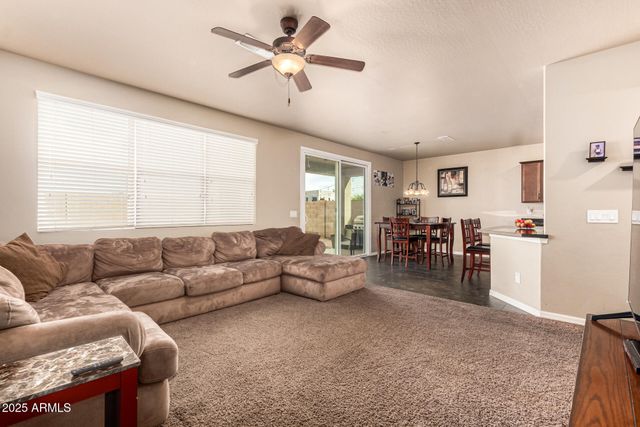 3536 E WAYLAND Drive, Phoenix, AZ 85040