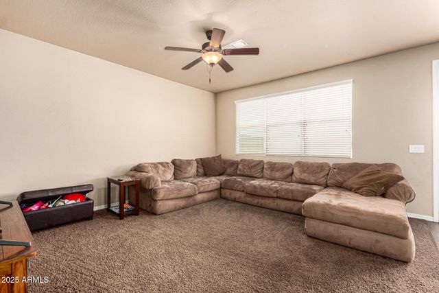 3536 E WAYLAND Drive, Phoenix, AZ 85040