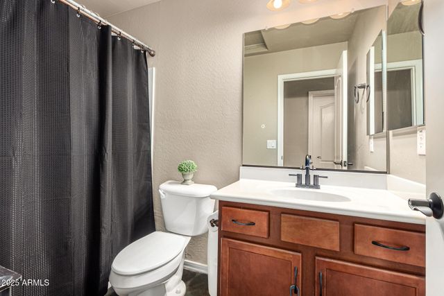 3536 E WAYLAND Drive, Phoenix, AZ 85040