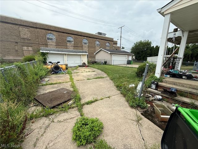 9512 Dorothy Avenue, Garfield Heights, OH 44125