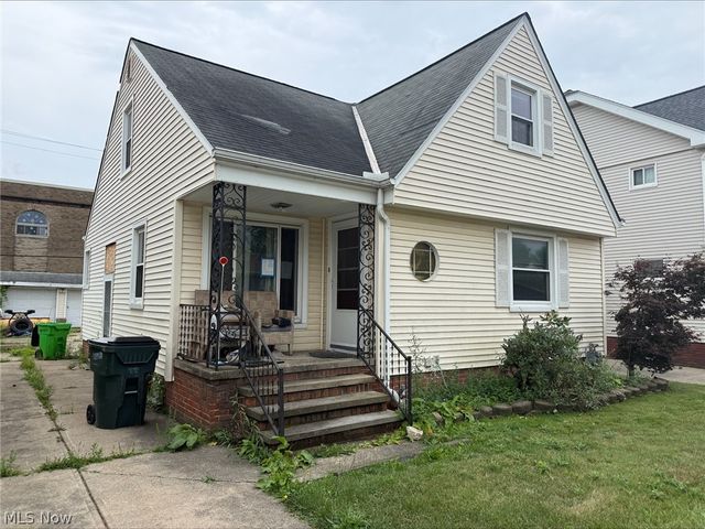 9512 Dorothy Avenue, Garfield Heights, OH 44125