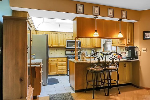 1 Santee Lakes Court, Elloree, SC 29047