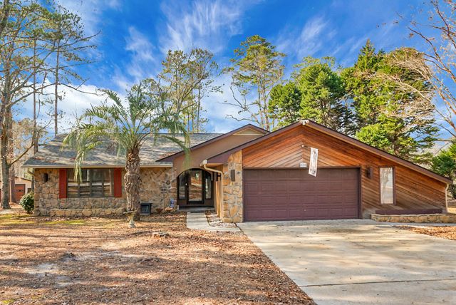 1 Santee Lakes Court, Elloree, SC 29047