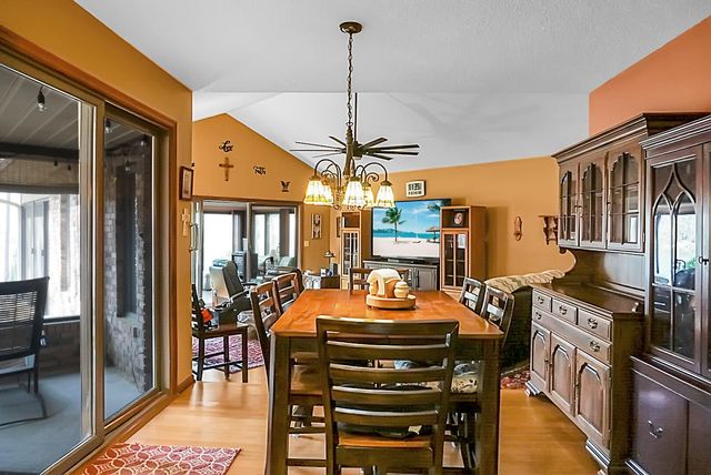1 Santee Lakes Court, Elloree, SC 29047