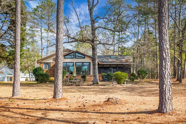 1 Santee Lakes Court, Elloree, SC 29047