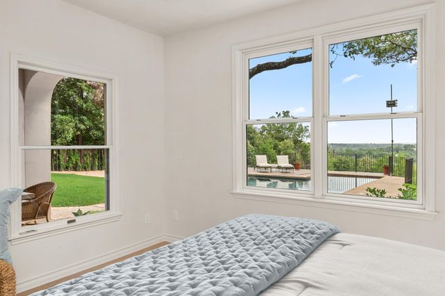 4622 Lake View DR, Austin, TX 78731