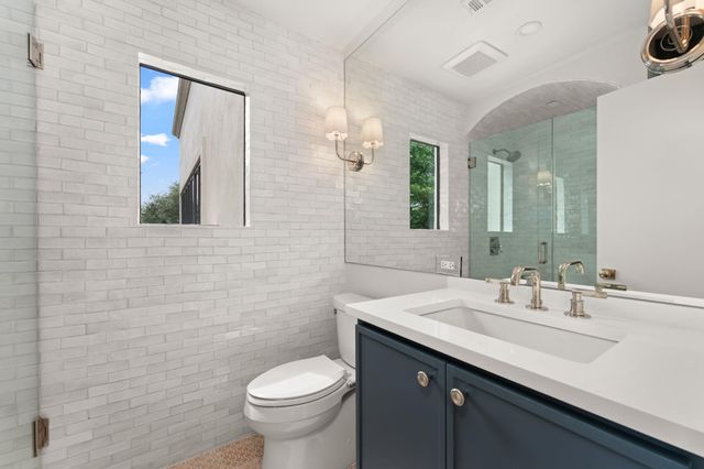 4622 Lake View DR, Austin, TX 78731