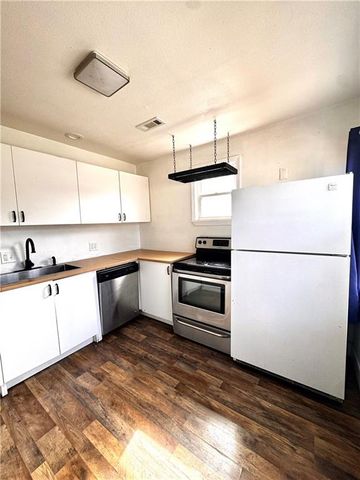 3133 Chelsea Avenue, Kansas City, MO 64128