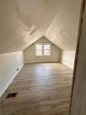 3133 Chelsea Avenue, Kansas City, MO 64128