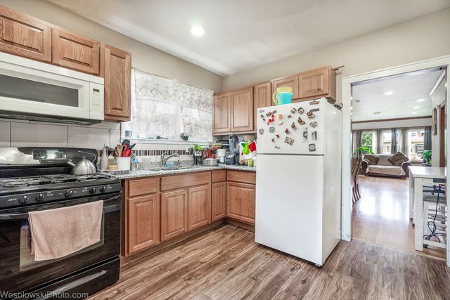 2017 S 11th Avenue, Maywood, IL 60153