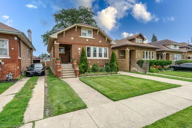 2017 S 11th Avenue, Maywood, IL 60153