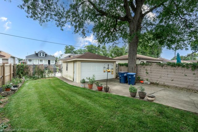 2017 S 11th Avenue, Maywood, IL 60153