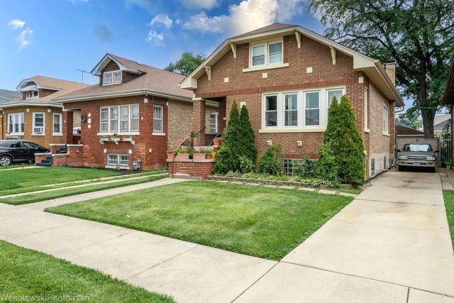2017 S 11th Avenue, Maywood, IL 60153