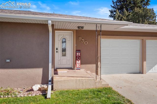 950 15th Street, Burlington, CO 80807