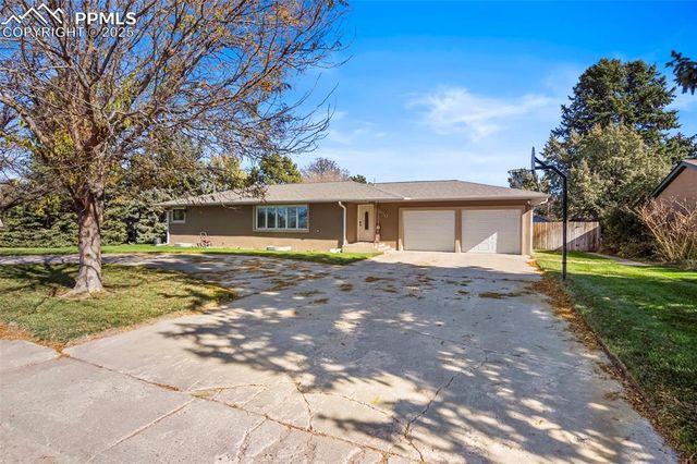 950 15th Street, Burlington, CO 80807