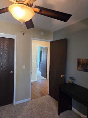 757 Redwood Lane, Lemoore, CA 93245