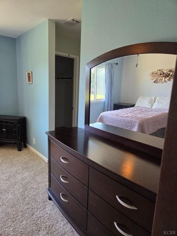 757 Redwood Lane, Lemoore, CA 93245