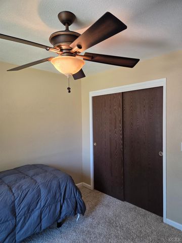 757 Redwood Lane, Lemoore, CA 93245