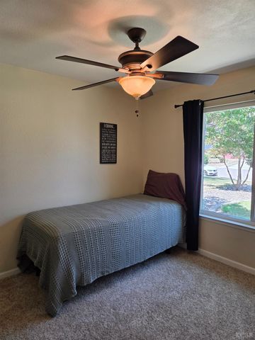 757 Redwood Lane, Lemoore, CA 93245
