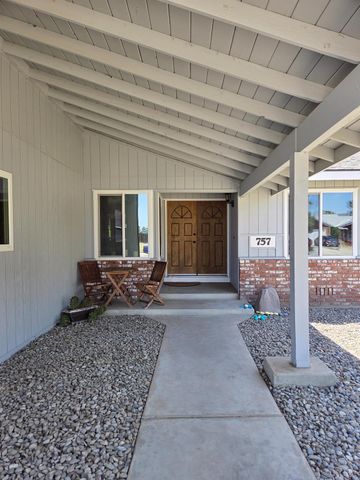 757 Redwood Lane, Lemoore, CA 93245