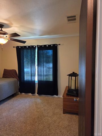 757 Redwood Lane, Lemoore, CA 93245