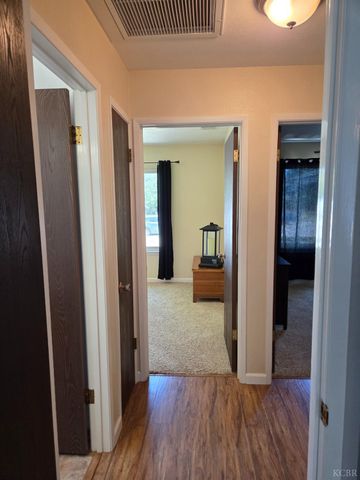 757 Redwood Lane, Lemoore, CA 93245