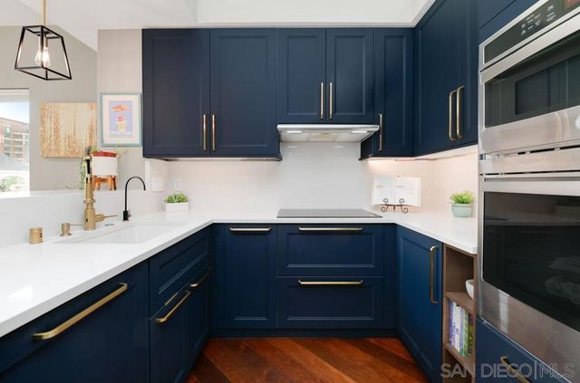 650 Columbia St 411, San Diego, CA 92101