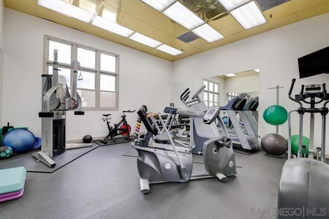 650 Columbia St 411, San Diego, CA 92101