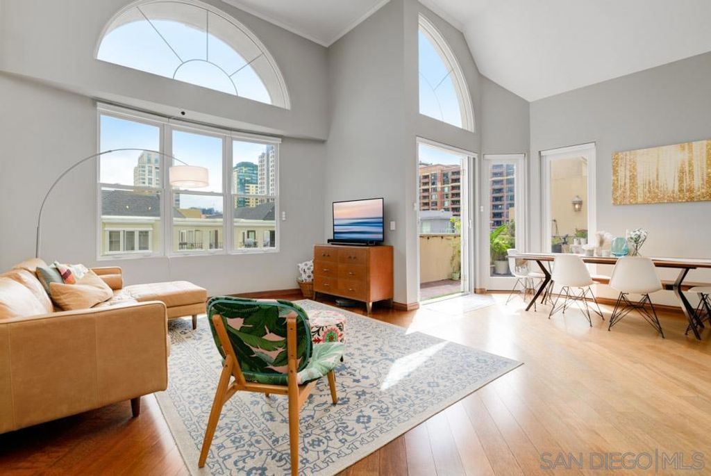 650 Columbia St 411, San Diego, CA 92101