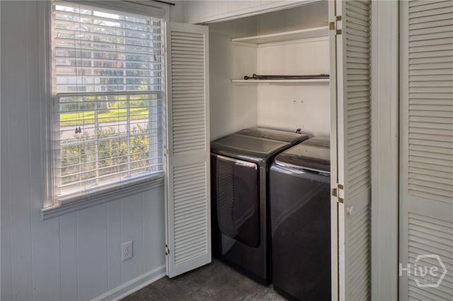 2201 E 41st Street, Savannah, GA 31404