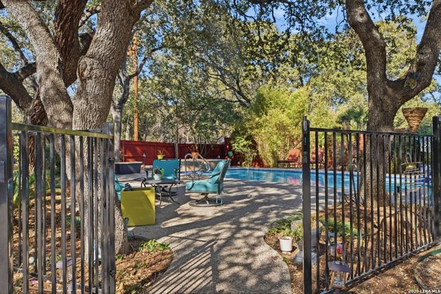 103 Roleto Drive, San Antonio, TX 78213