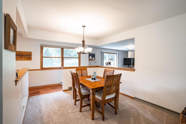 6239 W Carolann DRIVE, Brown Deer, WI 53223
