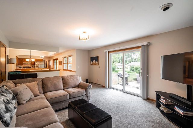 6239 W Carolann DRIVE, Brown Deer, WI 53223