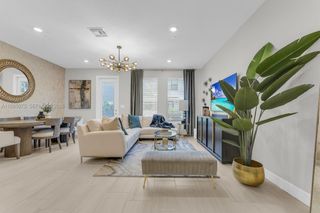 8351 NW 7th Ct, Plantation, FL 33324