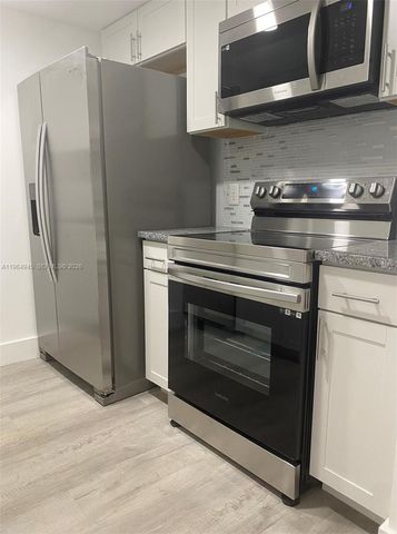 13455 SW 9th Ct 203J, Pembroke Pines, FL 33027