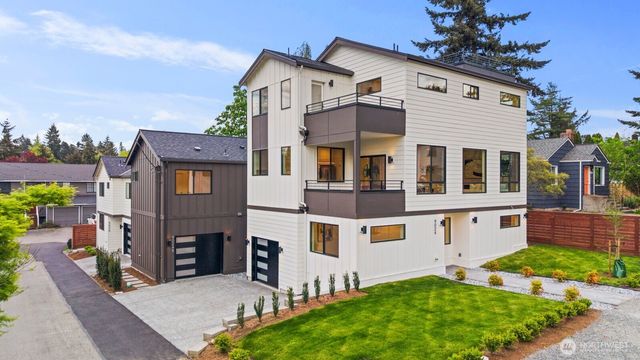 9024 Corliss Avenue N, Seattle, WA 98103