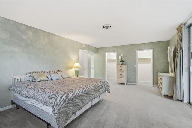 1000 N SHORE DRIVE NE 2, St Petersburg, FL 33701