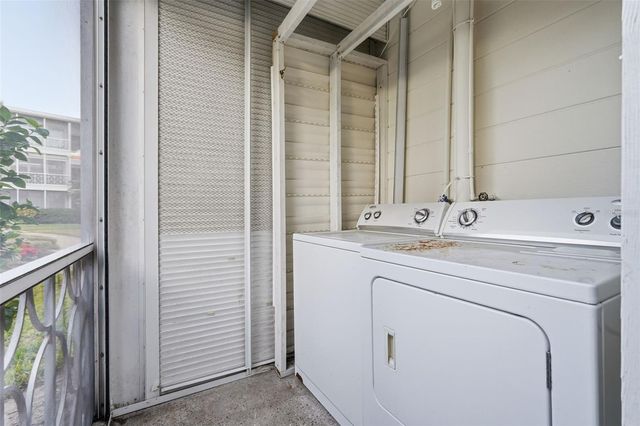 1000 N SHORE DRIVE NE 2, St Petersburg, FL 33701