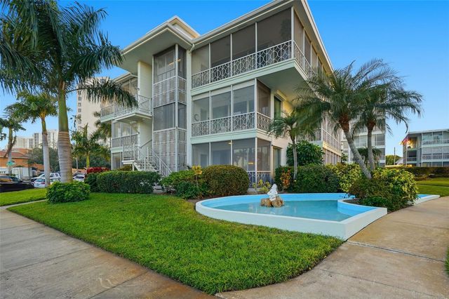 1000 N SHORE DRIVE NE 2, St Petersburg, FL 33701