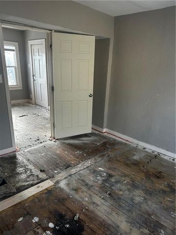 72 S 19th Street, Kansas City, KS 66102